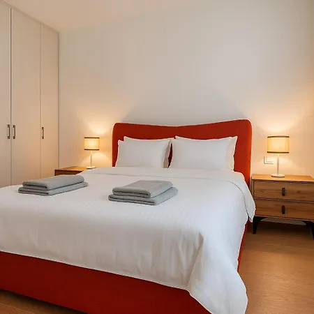 Waterfront - Urban Harmony Apartamento