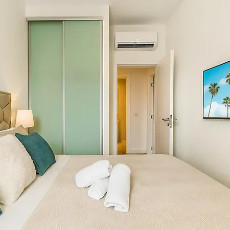 Apartamento Waterfront - Urban Harmony *